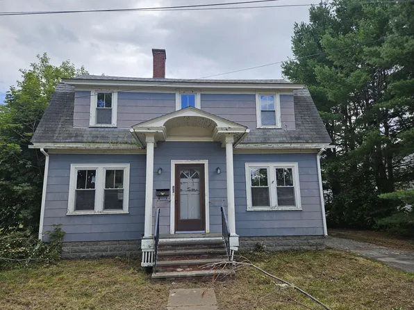 30 Pine Street, Old Town, ME 04468