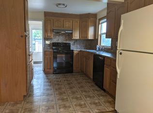 182 Lexington St #1, Auburndale, MA 02466