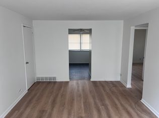 6234 N 91st St #8, Milwaukee, WI 53225