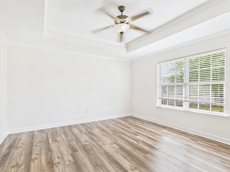 129 Grandview Dr — Photo 26