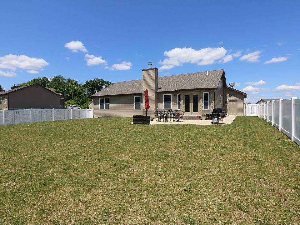 304 Heather Mill Dr, Wentzville, MO 63385 Zillow