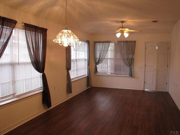 5th image of 2312 Trailwood Dr