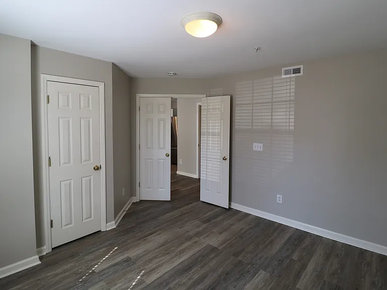 111 Mill Pond Dr — Photo 7