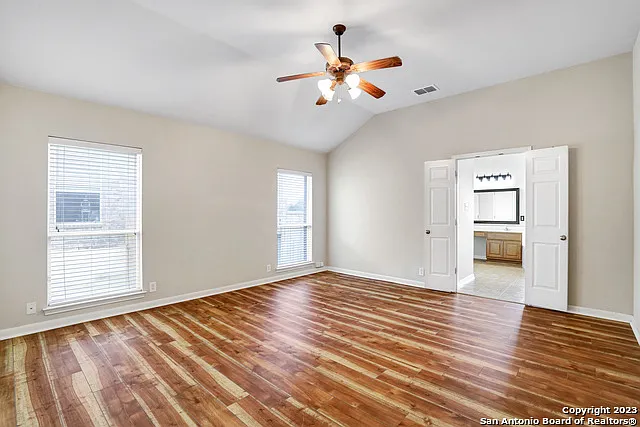 12943 Palatine Hl — Photo 16