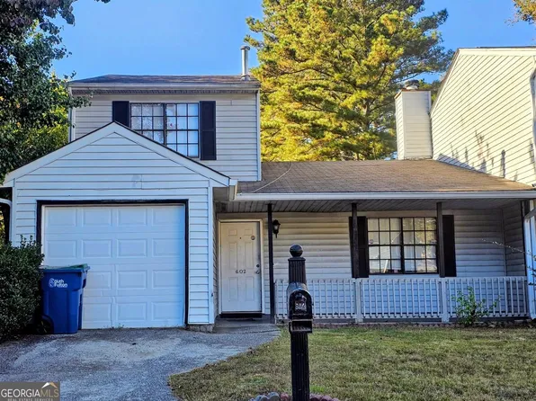 602 Pine Tree Trl S, Atlanta, GA 30349