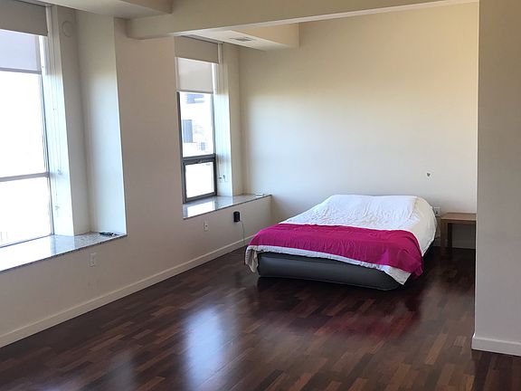 5th image of 1121 15th St #308