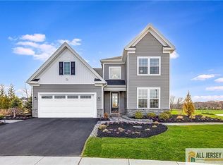 6 Galerie Ct, Monroe Township, NJ 08831