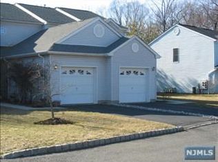 53 Foxwood Sq N #53, Old Tappan, NJ 07675
