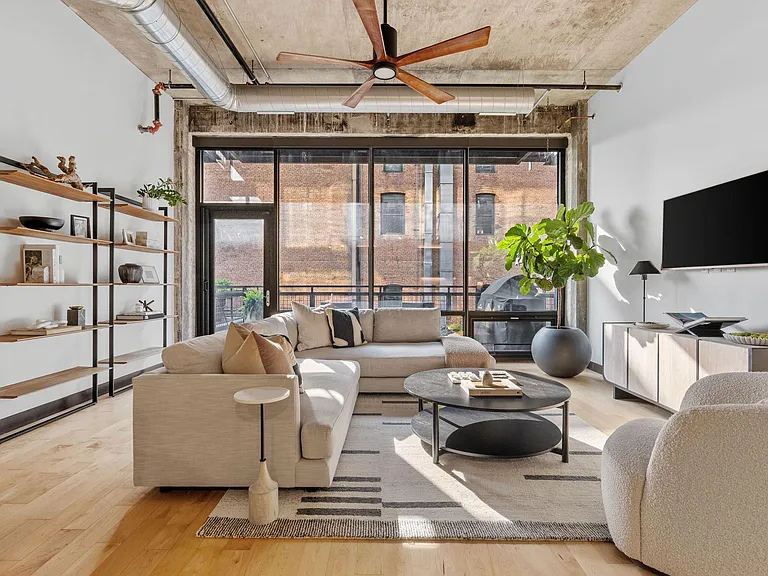 618 Washington Ave N #306 — Photo 6