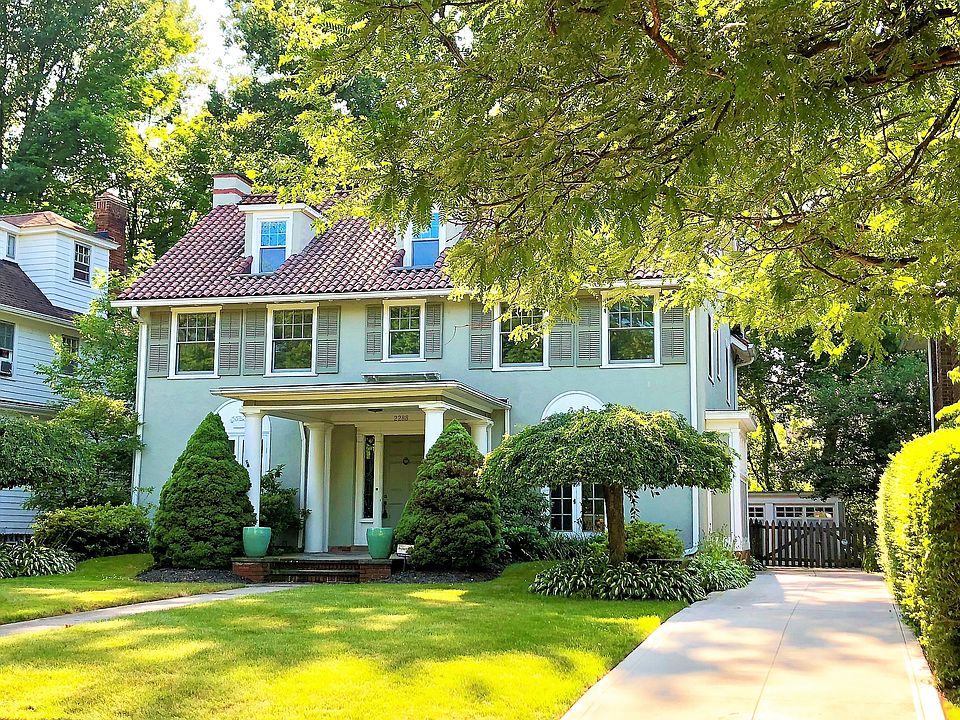 1st image of 2288 Chatfield Dr