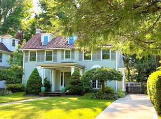 2288 Chatfield Dr, Cleveland Heights, OH