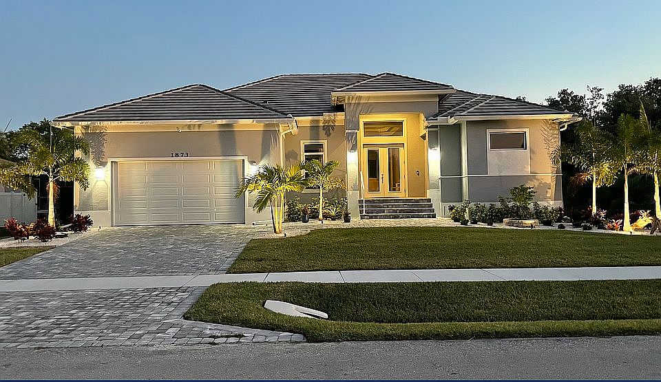 1st image of 1873 Dogwood Dr