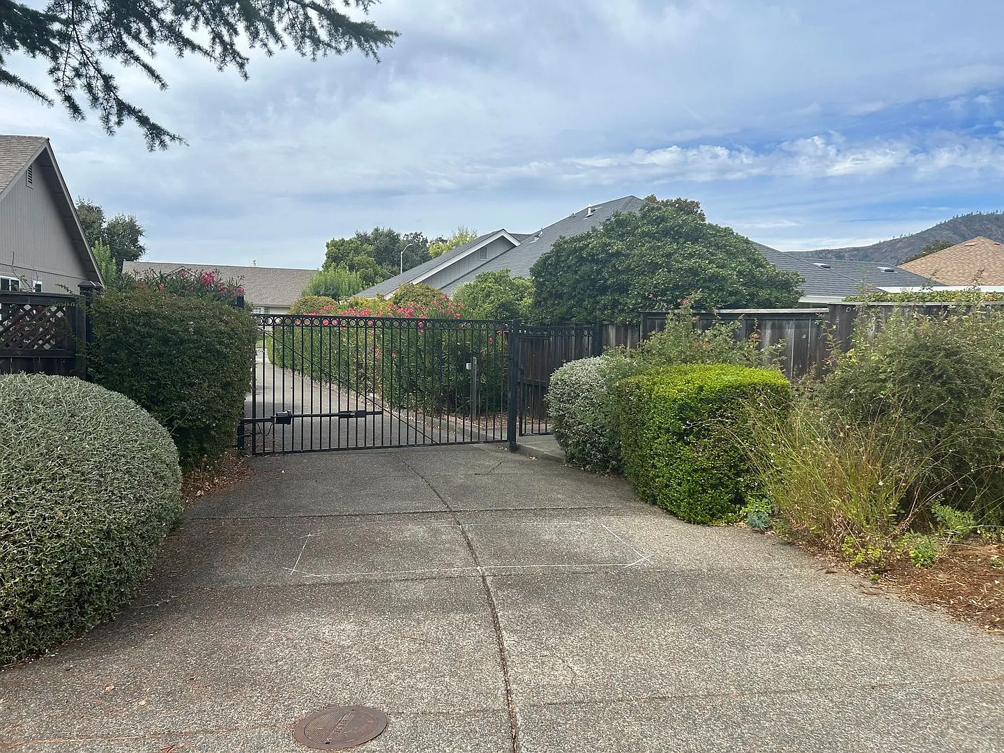 rh8280OakmontDrive — Photo 3