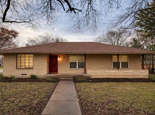 2806 E Atoll Dr, Dallas, TX