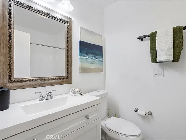 262 Streamwood — Photo 184