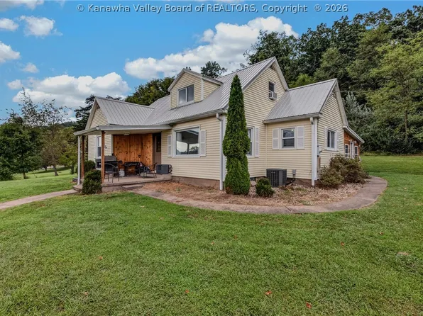 5324 Frontier Dr, Charleston, WV 25313
