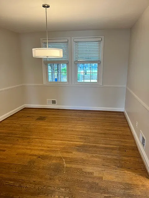 3 bed, 1280 sqft, $2,350 — Photo 4