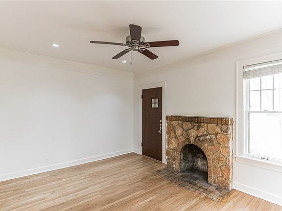 5th image of 1700 Alta Vista Ave #B