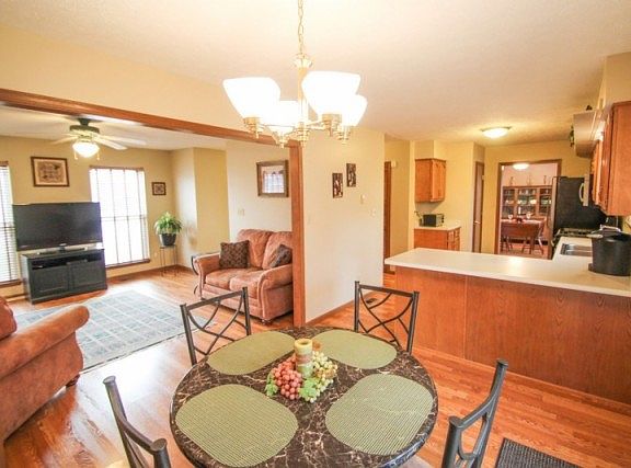 5th image of 1824 Claybrook Ct