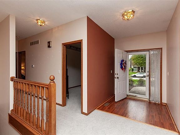 3rd image of 1279 Bentwood Ct