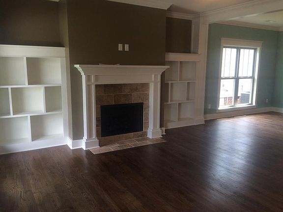 2nd image of 1712 Gable Green Dr #39