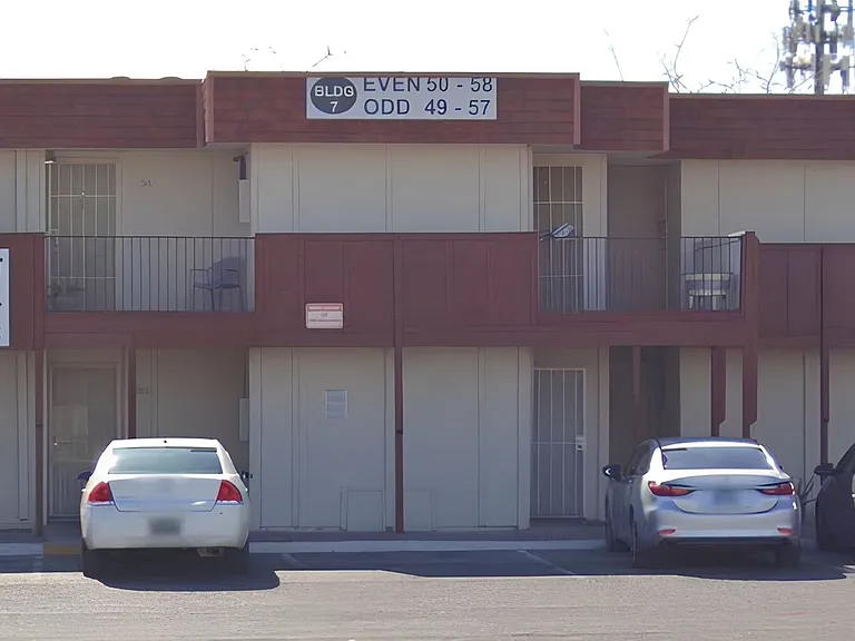 5320 Swenson St — Photo 1