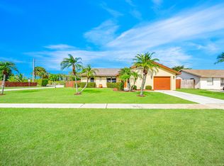 9669 Lancaster Pl, Boca Raton, FL 33434
