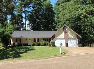 784 Scenic Dr, Grenada, MS 38901