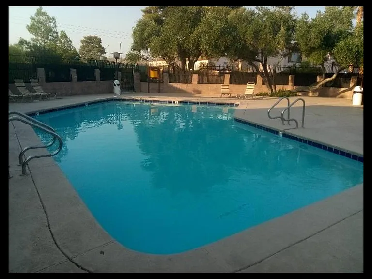 4338 Caliente St #12 — Photo 2