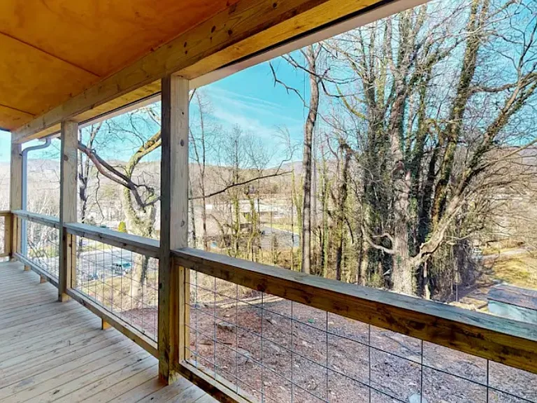250 Beechwood Dr #B — Photo 17