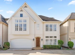 3211 S Pemberton Circle Dr, Houston, TX 77025