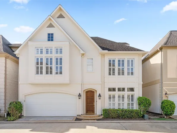 3211 S Pemberton Circle Dr, Houston, TX 77025