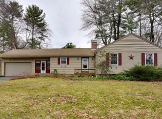 18 Chamberlain St, Hopkinton, MA 01748