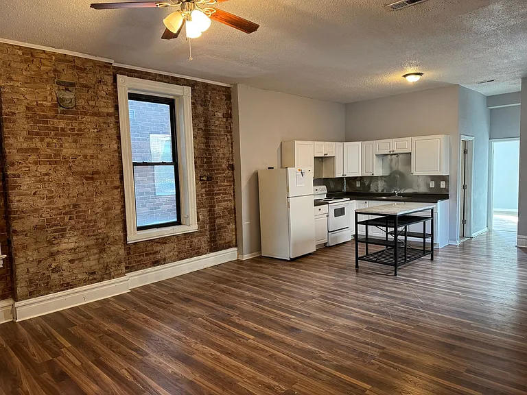 2902-2906 Cherokee — Photo 20