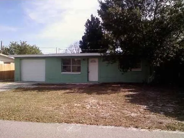 11200 Harding Dr, Port Richey, FL 34668