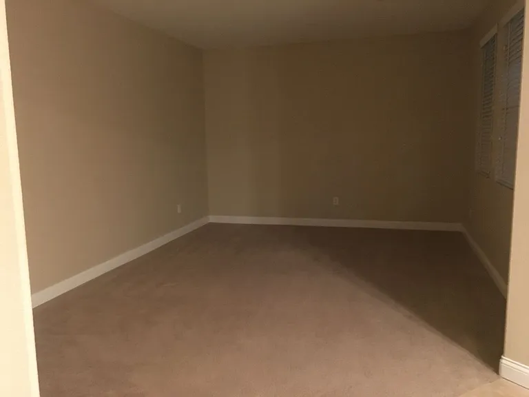 2121 Mountain Rail Dr — Photo 5