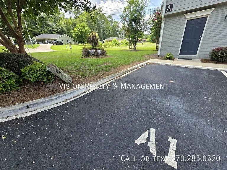 205 Old Bremen Rd #A1 — Photo 17