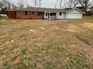 1180 Quinlivan Rd, McComb, MS 39648