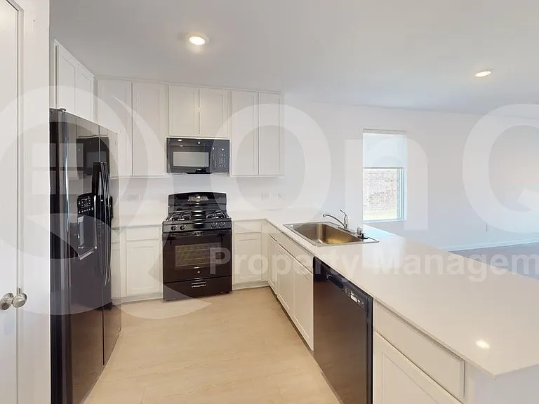 14085 Ladbroke St — Photo 5