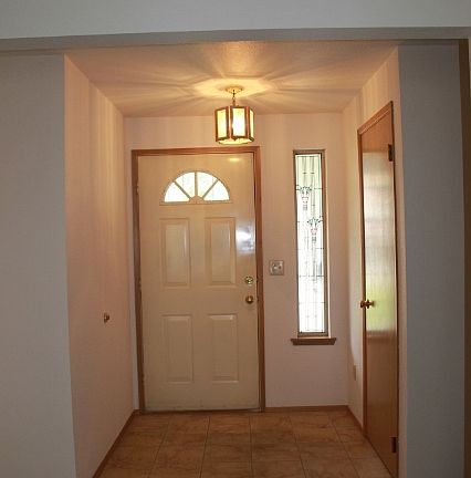 5th image of 1114 10th Ave NW