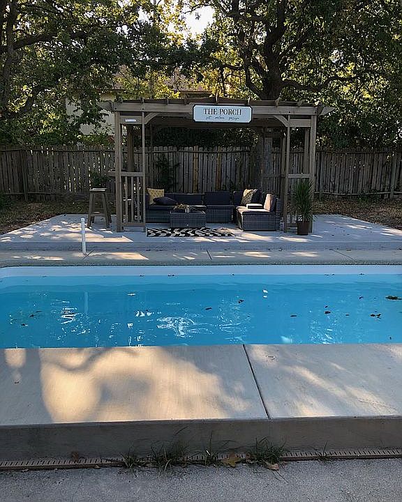 Pool & Pergola