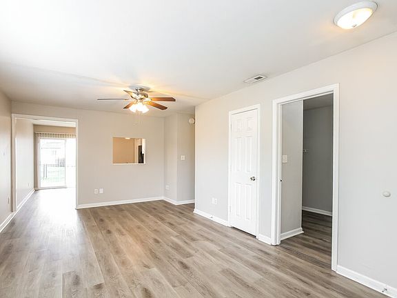 5th image of 2335 Layton Park Dr