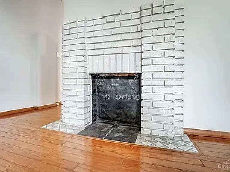 2705 Hackberry St #1 — Photo 9