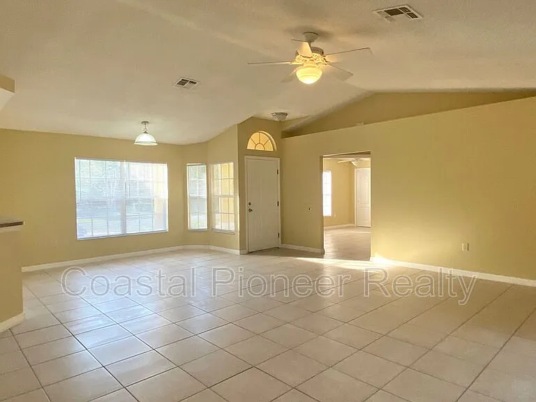 5156 Florentine Ct — Photo 2