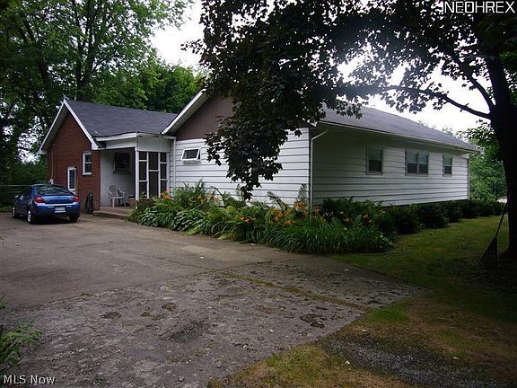 3rd image of 5055 Lesh St