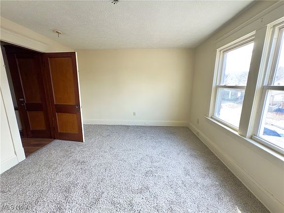 5th image of 477 E 114th St