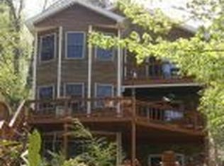 875 Route 507, Greentown, PA 18426