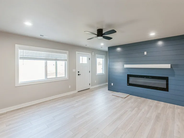 14433 Springbrook Trl — Photo 18