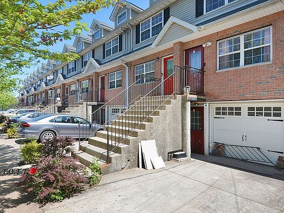 4th image of 43 Giacomo Ln