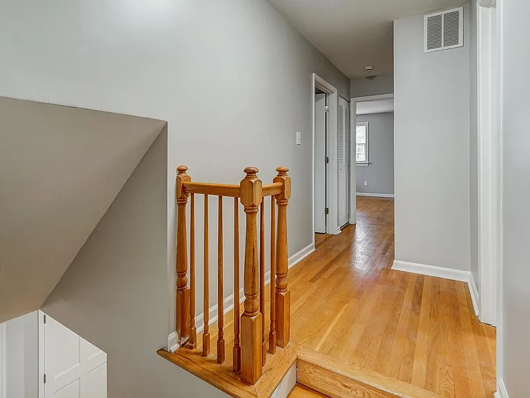 1621 Charrington Dr — Photo 19